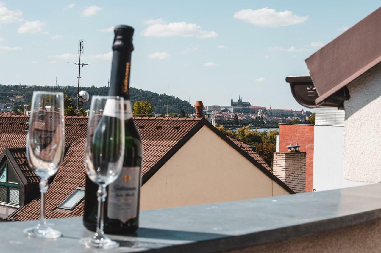 Point Flat, Beautiful View From Terrace To Prague Castle Apartment — Fotky 3